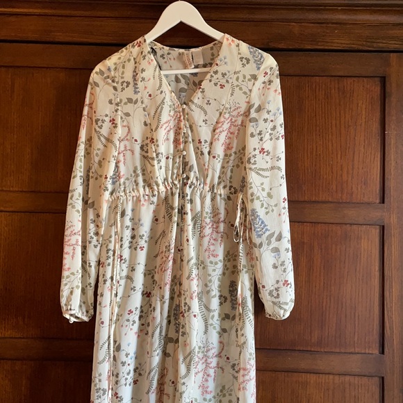 H&M sheer floral maxi dress overlay - Picture 1 of 4